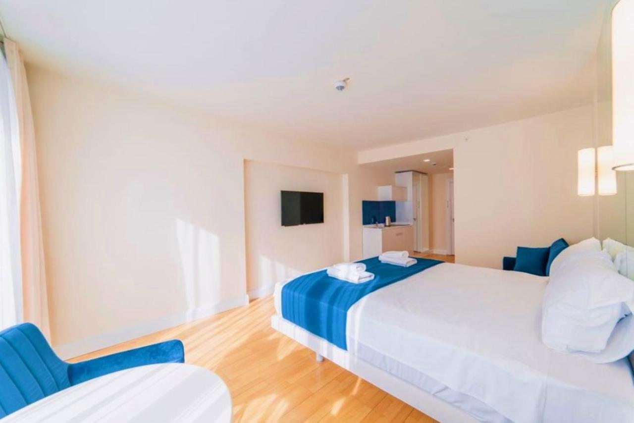 Batumi Luxury Resort & Sea View Aparthotel Bagian luar foto