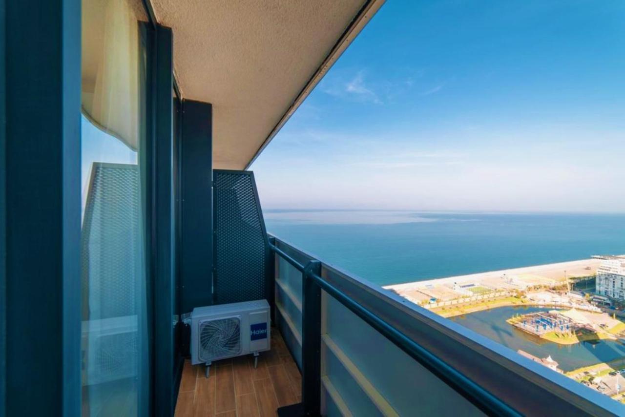Batumi Luxury Resort & Sea View Aparthotel Bagian luar foto