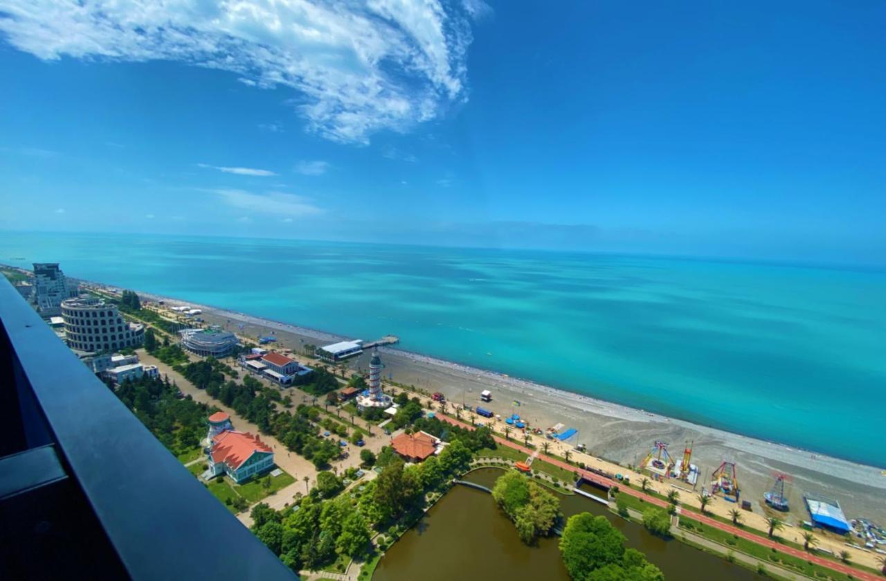 Batumi Luxury Resort & Sea View Aparthotel Bagian luar foto
